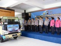 Polda Jateng Kirim Bantuan Logistik-Uang Rp 2,2 M ke Korban Bencana Sumatera