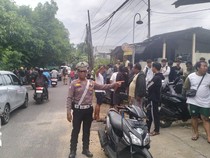Tragis, Ayah dan 2 Anak Tewas Terlindas Truk di Jalan Goa Gong