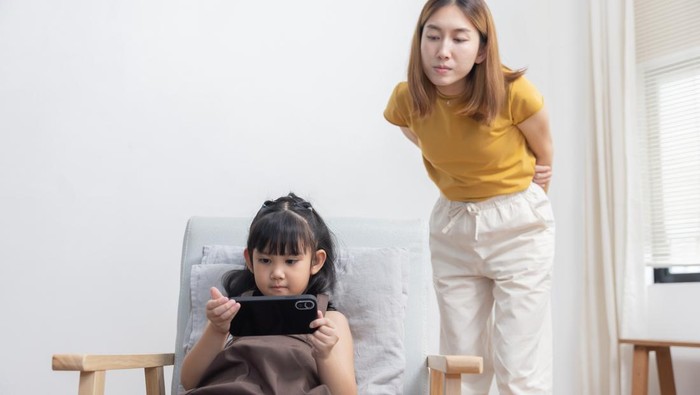 Pemerintah Ingin Batasi Medsos bagi Anak, Pakar IPB: Kuatkan Literasi Digital