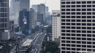 IMF Pangkas Proyeksi Ekonomi RI Jadi 5% di 2026