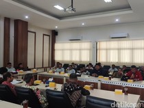 Kala Anggota DPRD Pariaman Kunker ke Sleman Saat Daerah Dilanda Bencana