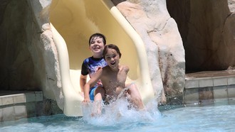 Liburan Keluarga Anti Ribet? Coba Paket Family Bliss di The Trans Resort Bali!