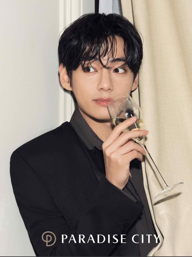 Gantengnya V BTS Jadi Global Ambassador Kota Surga di Korea Selatan