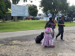 Cerita Warga Aceh Ngungsi ke Medan Imbas Logistik Menipis