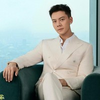 7. William Chan atau Chen Weiting, menampilkan performa yang baik dalam Love’s Ambition. Perannya sebagai CEO yang penuh perhitungan namun romantis berhasil memikat penonton. Dibanding dengan seorang tokoh lokal yang dikenal, popularitas William semakin menanjak. Foto: Instagram