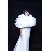 Penampilan Ashanty di pemotretan tersebut banjir pujian netizen. Tak sedikit yang memuji kecantikan wanita 42 tahun itu. Foto: Instagram/@mozawahyu