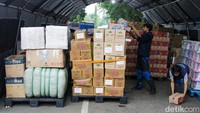 Penetapan Lanud Halim sebagai posko utama menjadi langkah strategis pemerintah untuk mempercepat distribusi logistik ke daerah-daerah yang masih terisolasi.