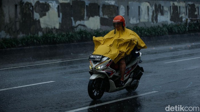 Perkiraan Cuaca RI Periode 19-21 Desember 2025 Resmi BMKG, Cek Daerahmu!