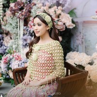 Di momen siramannya, Jodie tampil cantik memukai dengan riasan soft yang flawless. Bibirnya tampak natural dengan pulasan lipstik berwarna nude. Foto: Instagram/@brisiajodie96