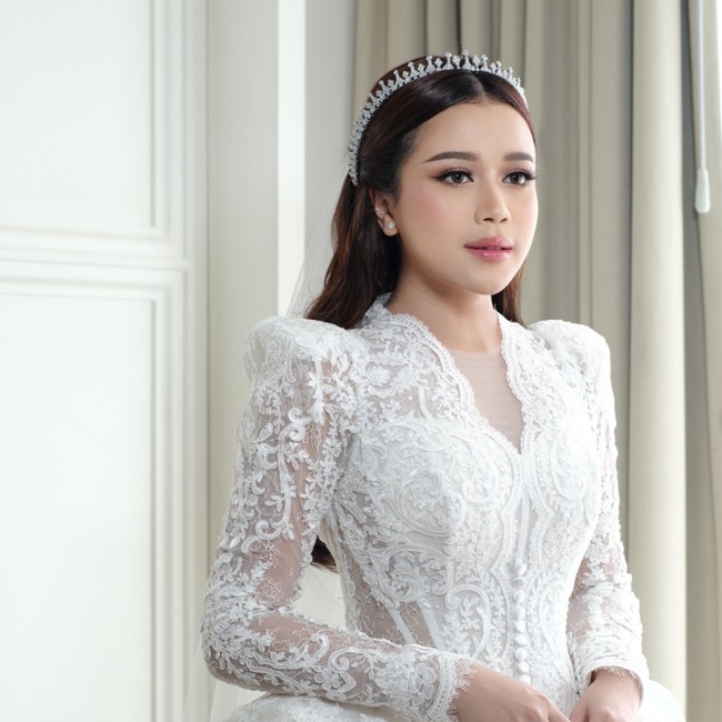 Foto Cantiknya Brisia Jodie Dengan Riasan Dreamy saat Dinikahi Jonathan Alden