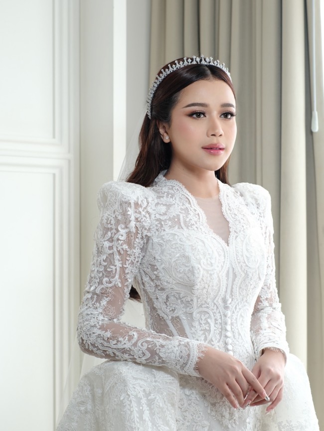 Foto Cantiknya Brisia Jodie Dengan Riasan Dreamy saat Dinikahi Jonathan Alden