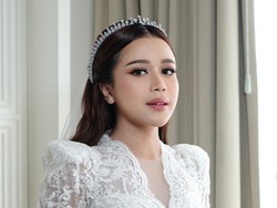 Detail Gaun Pernikahan Brisia Jodie, Konsep Royal Wedding ala Kate Middleton