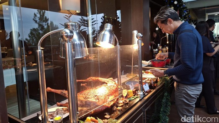 Hotel di Bandung Ini Tawarkan Christmas Dinner Berkonsep Royal Feast