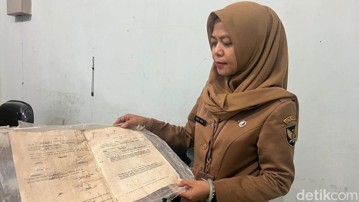 Selain Arsip Daerah Pemkot Kediri Layani Restorasi Dokumen Masyarakat