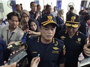 Ratusan Ton Beras Ilegal Masuk Lewat Batam dan Sabang, Ini Penjelasan Bea Cukai