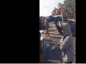Viral Preman Diduga Jarah Truk Bantuan Banjir-Lempari Petugas di Tanjung Pura