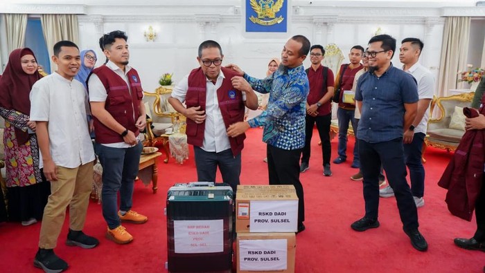 Gubernur Sulsel Terjunkan 40 Personel Bantu Penanganan Bencana di Sumatera
