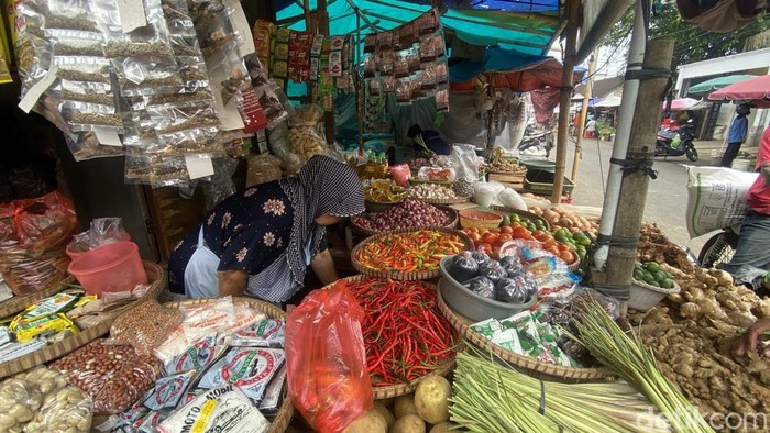 Jelang Nataru, Harga Cabai di Semarang Tembus Rp 85 Ribu!