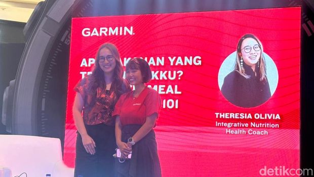 Integrative nutrition health coach, Theresia Olivia