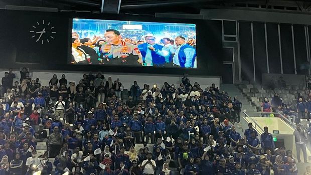 Kapolri Tiba di Rapimnas KSPSI AGN 2025 Kapolri Tiba di Rapimnas KSPSI AGN 2025