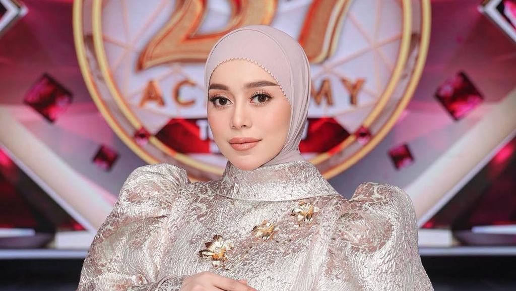 Lesti Kejora Tetap Syuting di Tengah Kehamilan