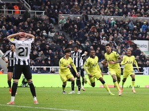Newcastle Vs Tottenham Tuntas 2-2