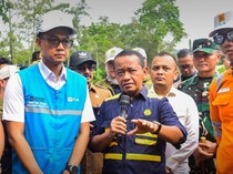 Menteri Bahlil-Dirut Pertamina Tinjau Pasokan Energi di Lokasi Bencana