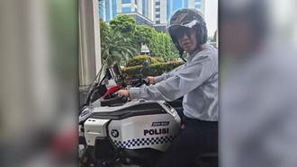 Menkeu Purbaya Jajal Moge Patwal: Berat, Enakan Naik Motor Bebek