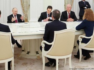 Negosiasi 5 Jam, AS-Rusia Gagal Berkompromi Soal Wilayah Ukraina