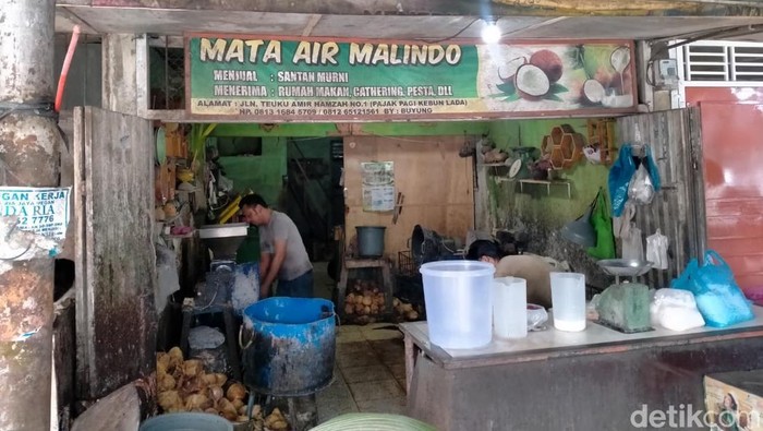 Harga Kelapa Parut Mendadak Mahal Akibat Pasokan dari Aceh Tersendat