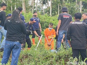 Aksi Brutal Pariz yang Terungkap dalam Rekonstruksi Pembunuhan Ciamis
