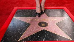 Sarah Paulson Resmi Masuk jajaran Bintang Hollywood Walk of Fame