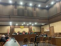 Evakuasi Sayap Pesawat Nyangkut di Bogor Imbas Puting Beliung Tunggu Alat Berat