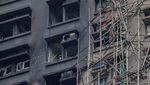 Sisa-sisa Apartemen Hong Kong yang Hancur Dilalap Api