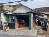 Warung di Banguntapan Gratiskan Makan bagi Pemilik KTP Aceh-Sumbar-Sumut
