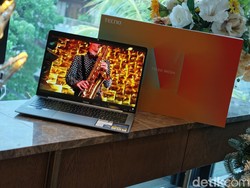 Tecno Megabook S14, Laptop Rp 13 Jutaan Layar OLED Berat 800 Gram