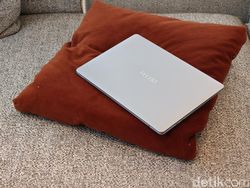 Tecno Megabook S14, Laptop Rp 13 Jutaan Layar OLED Berat 800 Gram