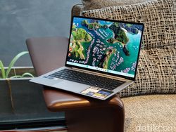 Tecno Megabook S14, Laptop Rp 13 Jutaan Layar OLED Berat 800 Gram