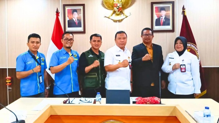 Usulan pembentukan Daerah Otonomi Baru (DOB) di Kalimantan Utara (Kaltara) terus bergulir. Tokoh masyarakat Kaltara menyuarakan wacana dengan menuntut status Otonomi Khusus (Otsus) bagi provinsi termuda itu.