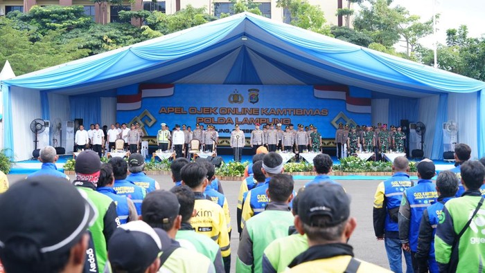 Wakapolri Ajak Peserta Ojol Kamtibmas di Lampung Doakan Korban Bencana Sumatera