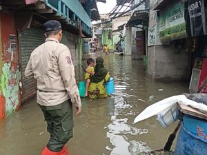 Pramono Sebut Puncak Banjir Rob di Pesisir DKI Terjadi Hari Ini, Begini Data BMKG