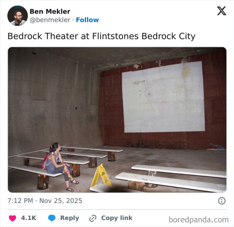 Bioskop Aneh