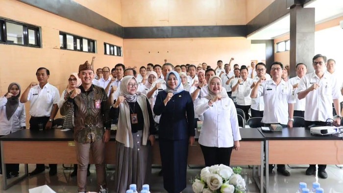 Perkuat Layanan Publik, Disnaker Indramayu Dorong ASN Lebih Adaptif