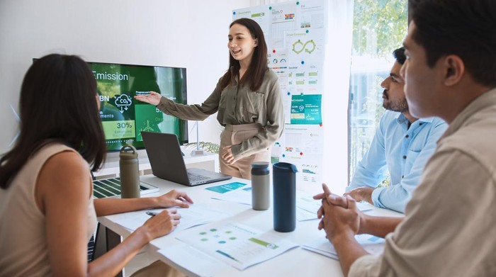 **Dari Slogan ke Sistem: Apakah Indonesia Mulai Lelah dengan ESG?**