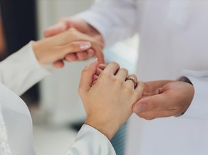 8 Arti Mimpi Menikah dengan Orang yang Tidak Dikenal