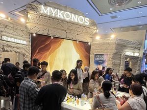 Antrean Mengular di Booth Mykonos di Jakarta x Beauty, Parfum Jadi Rp 105 Ribu