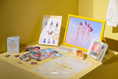 Pop-up store K-Pop Demon Hunters dibuka di Seongsu-dong, Seoul, mulai Kamis (4/12/2025).