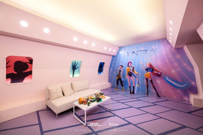 Pop-up store K-Pop Demon Hunters dibuka di Seongsu-dong, Seoul, mulai Kamis (4/12/2025).