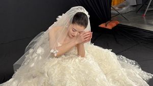 Cantiknya Kim Yoo Jung Pakai Gaun Pengantin, Nikahi Pria Psikopat di Dear X