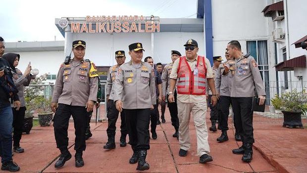 Mabes Polri terus mengirimkan bantuan ke Aceh Tamiang, wilayah yang masih lumpuh akibat bencana banjir dan tanah longsor. (Dok istimewa). Mabes Polri terus mengirimkan bantuan ke Aceh Tamiang, wilayah yang masih lumpuh akibat bencana banjir dan tanah longsor. (Dok istimewa).
